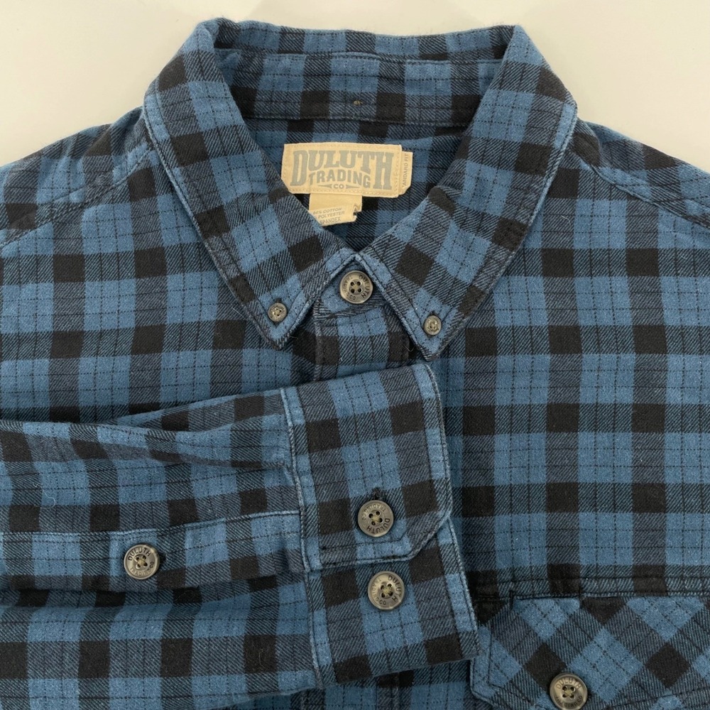 Duluth Trading Co Men's XL Blue Black Plaid Button Down Shirt Standard Fit